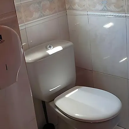 Arc House Only Adults 2*