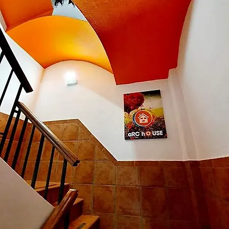 Arc House Only Adults 2* 科爾多瓦