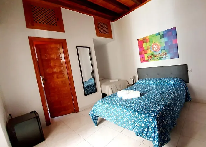 Arc House Only Adults 2*