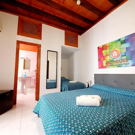 Arc House Only Adults Gasthof Córdoba