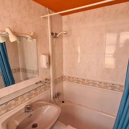 Arc House Only Adults Gasthof Córdoba